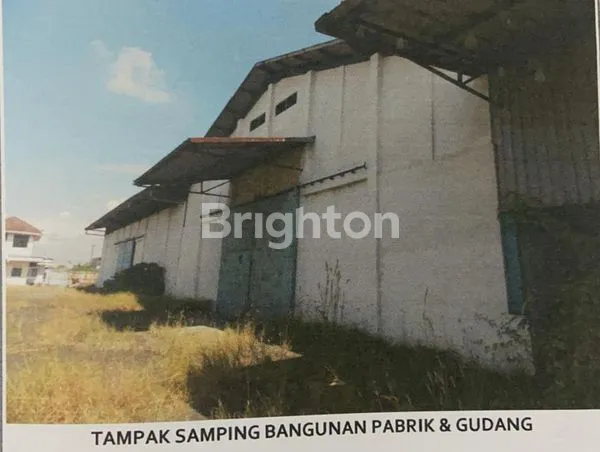 image GUDANG JEJER 3 TERTUTUP-LANTAI COR-ADA TIMBANGAN TRUCK-AKSES SEMUA UKURAN TRUCK TRONTON CONTAINER RAYA BY PASS KRIAN-SIDOARJO (6)