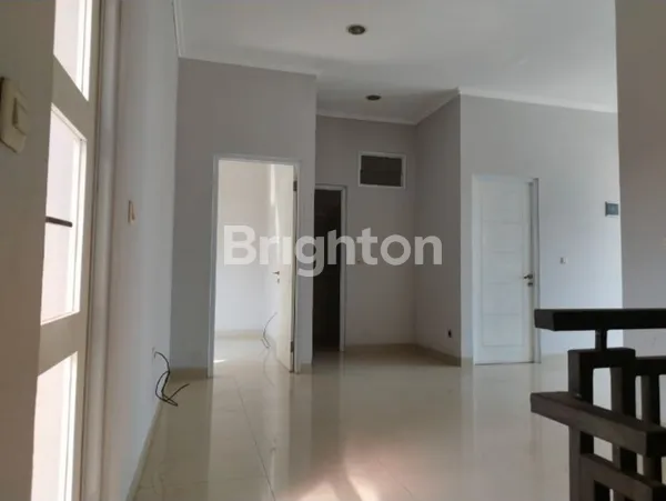 image RUMAH MEWAH BARU RENOVASI JL SAWO PONDOK BENDA PAMULANG  (8)