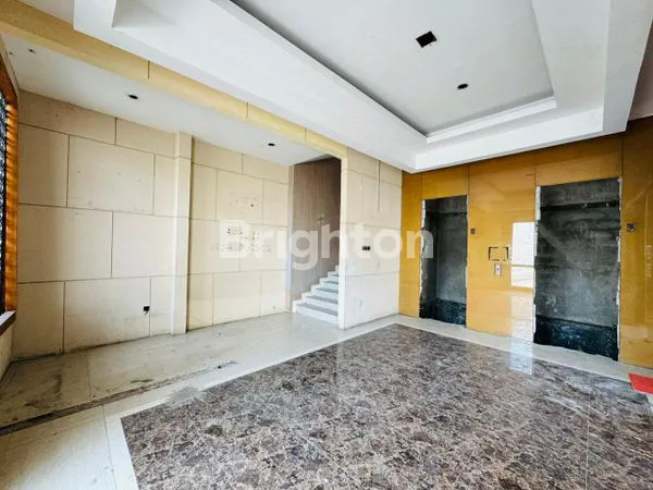 image LOKASI KOMERSIAL STRATEGIS JL. HR. MUHAMMAD, DERETAN HOTEL VASA, SUPERINDO & MERLION SCHOOL, TRAFFIC KENDARAAN RAMAI, COCOK UNTUK BERBAGAI MACAM BISNIS (2)