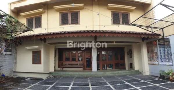 image RUKO DI JL RADJIMAN SOLO, LOKASI STRATEGIS DAN DEKAT MALL!! ISTIMEWA (1)