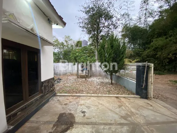 image DIJUAL RUMAH PRODUKSI BISA UNTUK SENTRAL KITCHEN ATAU DAPUR PUSAT DAN JUGA KANTOR BISNIS AREA RESIDENSIAL DAN STRATEGIS DI KOTA MALANG (8)