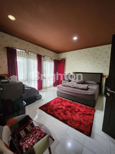 image RUMAH BAGUS ARTISTIK ADA SWIMMING POOL DI BNR KOTA BOGOR (7)