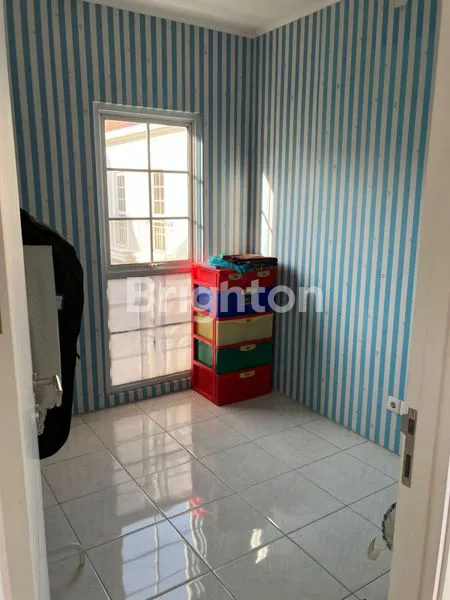 image JUAL RUMAH SIAP HUNI DI VANYA PARK BSD (7)