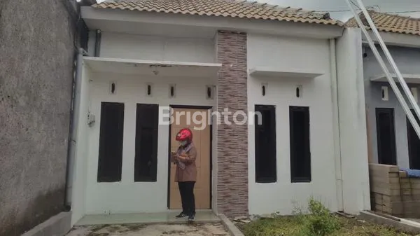 image JUAL RUMAH STRATEGIS PUCANG GADING (1)