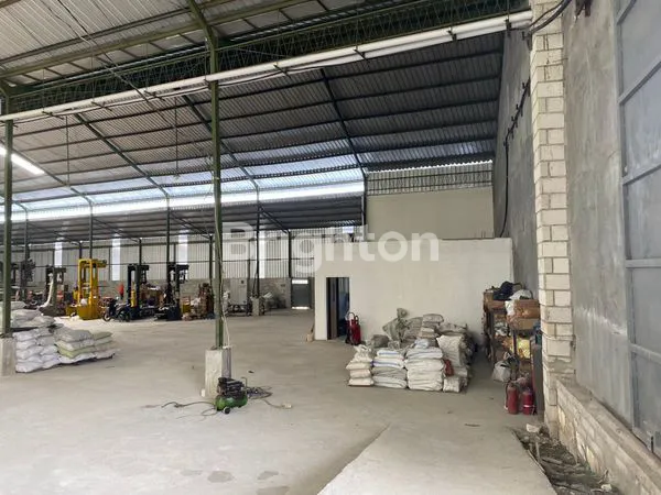 image JUAL/SEWA GUDANG RAYA MANTUP LAMONGAN (7)