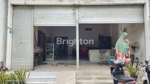 image RUKO 2 LANTAI MANUKAN SURABAYA, LOKASI DEPAN PASAR & SEKOLAH (3)