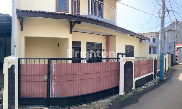 image RUMAH 2 LANTAI DEKAT WATERPARK GREEN LAKE VIEW (2)