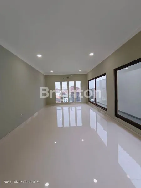 image JUAL RUMAH DI PESANGGRAHAN JAKARTA SELATAN  (3)