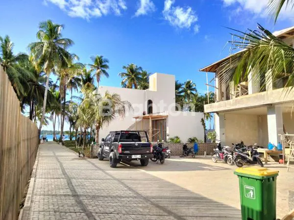 image VILLA PRIVATE BEACH HOUSE MENTAWAI SELANGKAH KE PANTAI JATI AREA SURFING  (7)