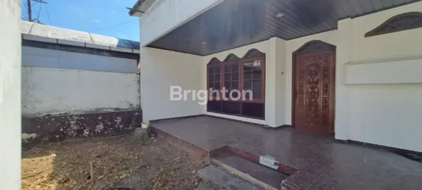 image PUCANG ADI SELANGKAH DARI PURA RAHARJA, PASAR PUCANG (2)