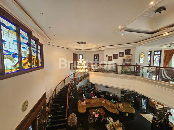 image DIJUAL RUMAH MEWAH DI KAWASAN ELIT KELAPA GADING (4)