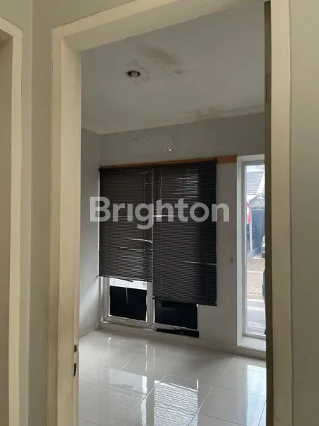 image RUMAH STRATEGIS DI GRAHA RAYA AYNA TANGERANG SELATAN  (2)