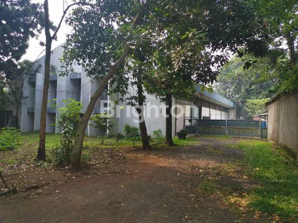 GUDANG HOKKIE MAINROAD JL CIROYOM BANDUNG