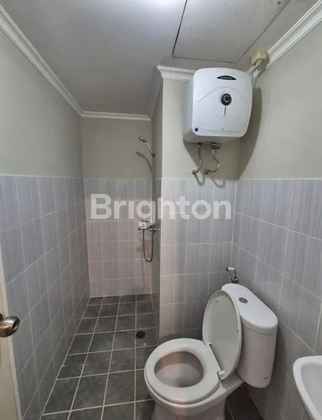 image NEW APARTEMENT FURNISH PUNCAK DHARMAHUSADA DEKAT DENGAN UNAIR GALAXI MALL RAYA MERR PAKUWON CITY EDUCITY BELLA TOWER (6)