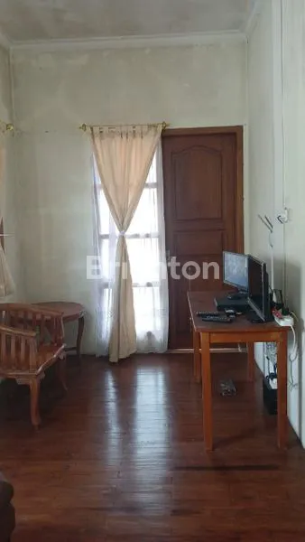 image RUMAH DAN HOMESTAY DI BATU MALANG (1)