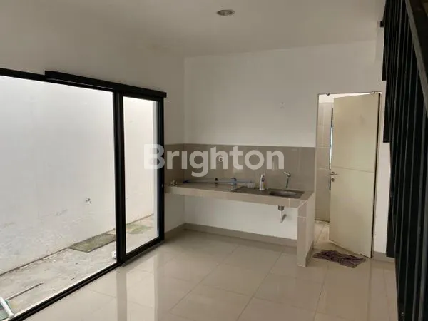 image RUMAH CANTIK SIAP HUNI DI CLUSTER BOTANICA VIDA BEKASI (2)