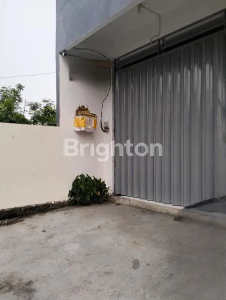 image TOKO 2 LANTAI DI KEROBOKAN (1)