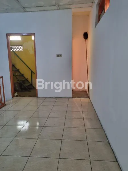 image RUKO 2LT TENGAH KOTA DEKAT INKA (STASIUN KRETA API) (5)