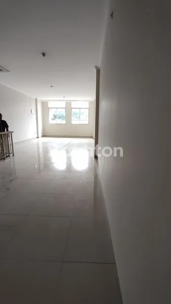 image RUKO GRAND GALAXY BOULEVARD BEKASI KANTOR BISNIS RESTORAN SIAP PAKAI (5)