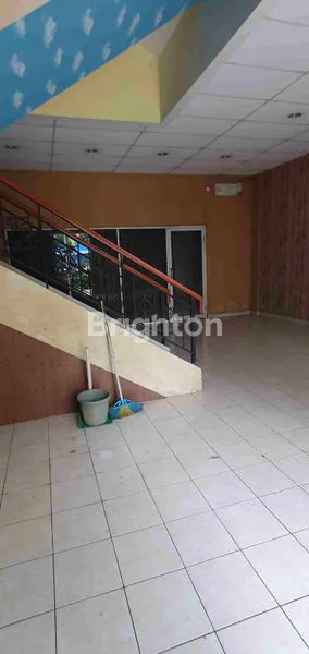 image RUKO 3 LANTAI HADAP JALAN RAYA BOULEVARD GADING SERPONG  (2)