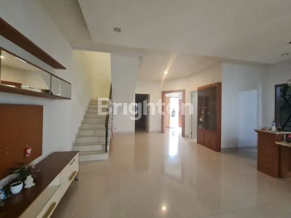 image RUMAH SUTERA ONYX ALAM SUTERA (3)