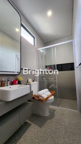 image DIJUAL RUMAH DI GRAHA RAYA BINTARO (3)