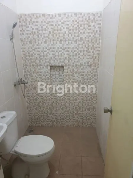 image MURAH DIJUAL RUMAH SIAP HUNI LOKASI ELIT SURABAYA TIMUR (5)