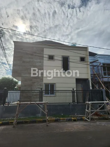 image RUMAH HOOK BRAND NEW SEBERANG TAMAN DI SEKTOR 7A GADING SERPONG (3)