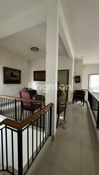 image RUMAH STRATEGIS DEKAT ITC DALAM KOMPLEK PERMATA HIJAU JAKARTA SELATAN (3)