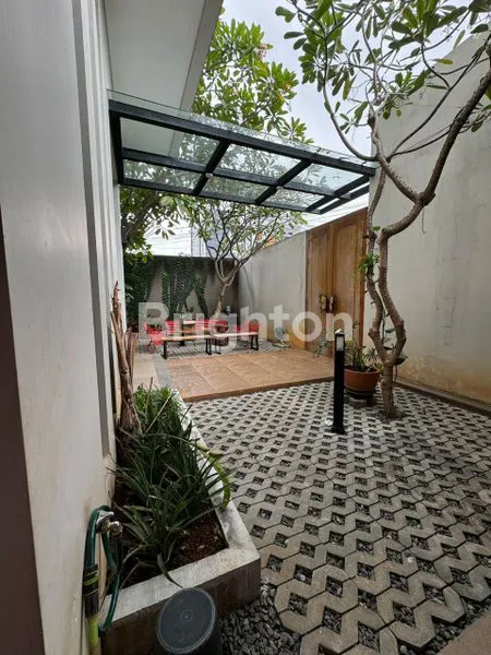 image RUMAH CANTIK SIAP HUNI PLUS KOLAM RENANG DI CIPAYUNG JAKARTA TIMUR (6)