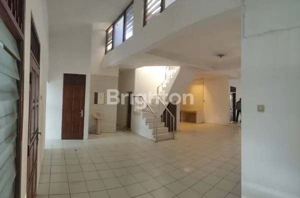 image JUAL RUMAH LOKASI STRATEGIS PERUMAHAN CAKRAWALA SEMARANG BARAT (5)