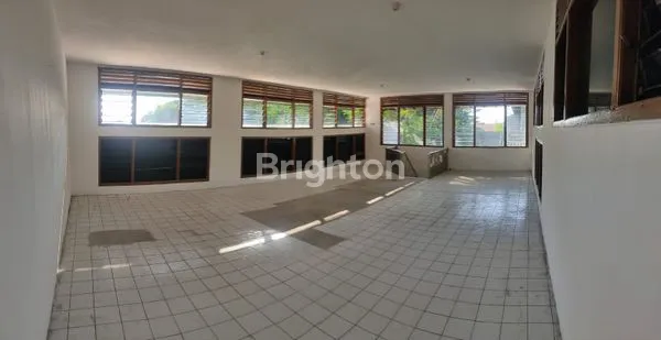 image JUAL RUMAH LOKASI STRATEGIS PERUMAHAN CAKRAWALA SEMARANG BARAT (4)