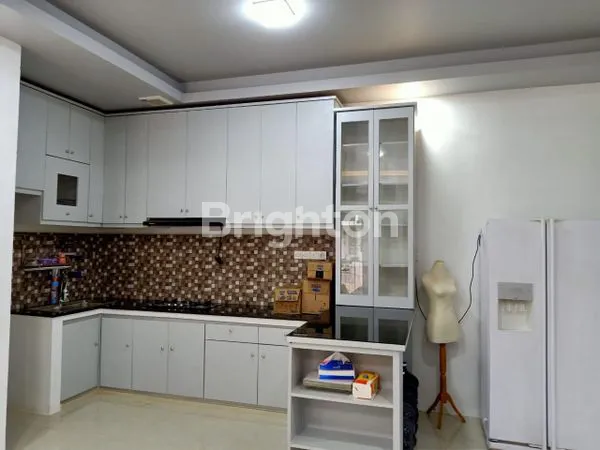 image RUMAH PURI SELEBRITI 3 (4)