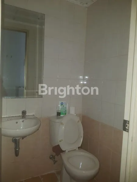 image APARTEMEN GADING MEDITERANIA SIAP HUNI (2)