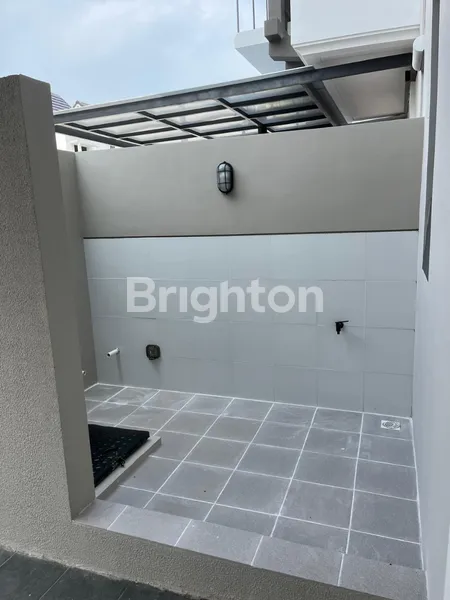 image RUMAH AMESTA LIVING TERRA ADA 2 UNIT GUNUNGANYAR DEKAT MEDOKAN, WIGUNA, WONOREJO, TOL WARU JUANDA, MERR (2)