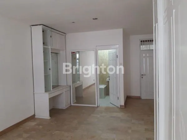 image RUMAH 2 LANTAI (DIBAWAH NJOP ) DI BINTARO UTARA, JAKARTA SELATAN (4)