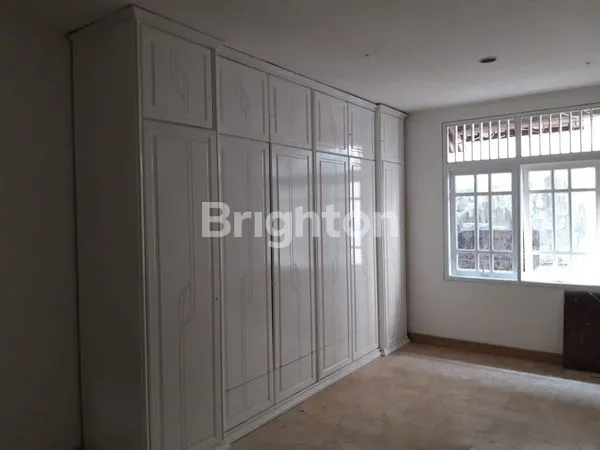 image RUMAH 2 LANTAI (DIBAWAH NJOP ) DI BINTARO UTARA, JAKARTA SELATAN (3)