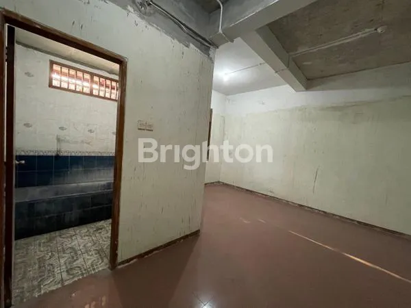 image RUMAH HOOK 2 LANTAI SIDOARJO KOTA (3)