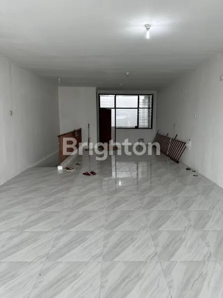 image RUKO 2 LANTAI PINGGIR JALAN MUARA KARANG (4)