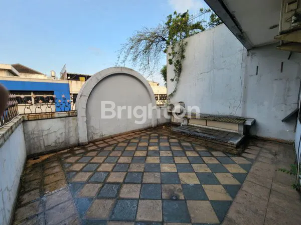 image RUKO RUANG USAHA 3.5 LANTAI PUSAT KOTA MAINROAD DEKAT TOKO ROTI DJIE SENG (6)