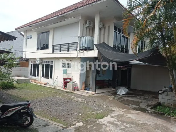 image MILIKI RUMAH & TEMPAT USAHA STRATEGIS DI JL. ABDUL MALIK, PURWOKERTO TIMUR (4)