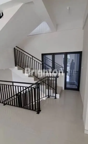 image RUKO CIAMIK NOL JALAN MERR SURABAYA (2)