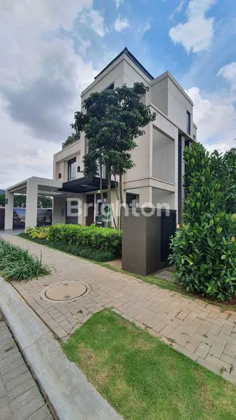 image TRESOR BSD CITY RUMAH MEWAH 3 LANTAI + POOL & LIFT (2)