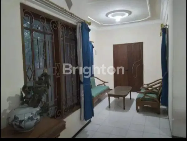 image DISEWAKAN MURAH RUMAH LUAS AREA PERUMAHAN DI DAERAH DEKAT KAMPUS DAN UNIVERSITAS TERNAMA DI KOTA MALANG (5)