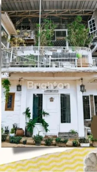 RUMAH + PENGINAPAN DAERAH CIHANJUANG