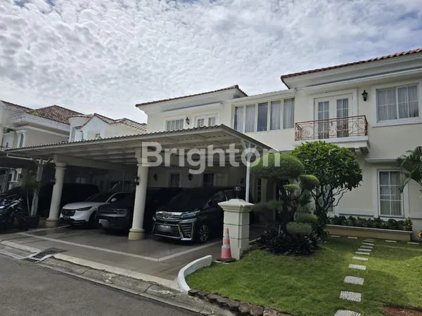 image RUMAH MEWAH DAN BAGUS DI TAMAN BEVERLY GOLF (1)