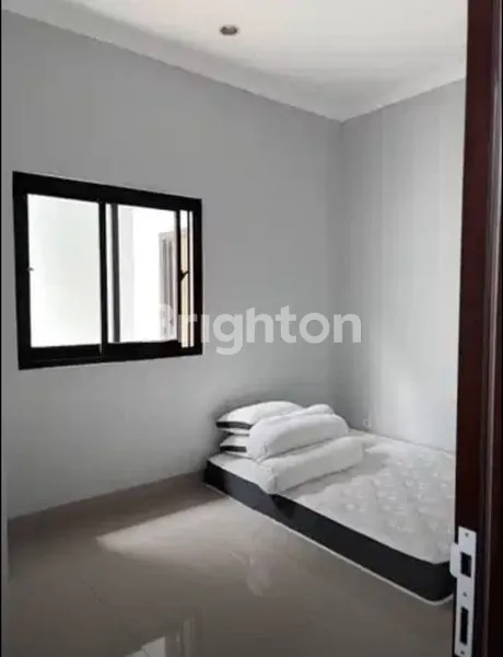 image RUMAH CANTIK DUA LANTAI SIAP HUNI (7)