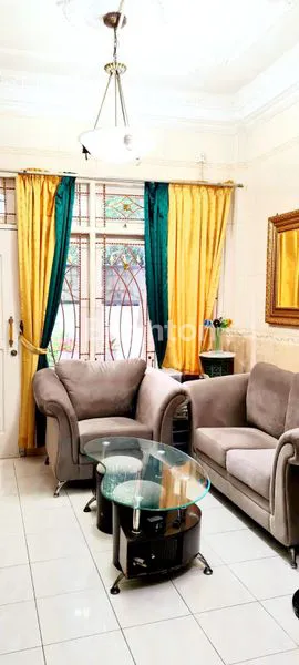 image RUMAH DI KAWASAN JALAN KEBON KACANG JAKARTA PUSAT  (5)