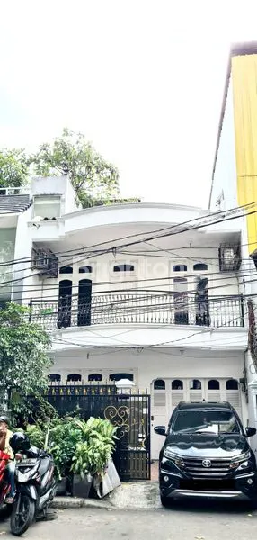 image RUMAH DI KAWASAN JALAN KEBON KACANG JAKARTA PUSAT  (1)