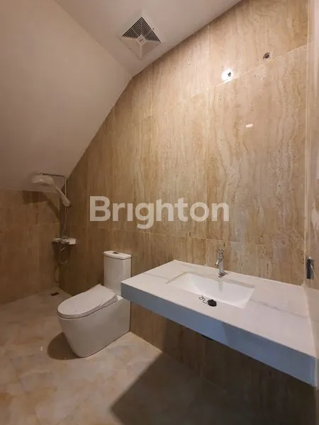 image RUMAH CLUSTER CATALYA ISTIMEWA 3 LANTAI DIBAWAH 4 M DI BSD (4)